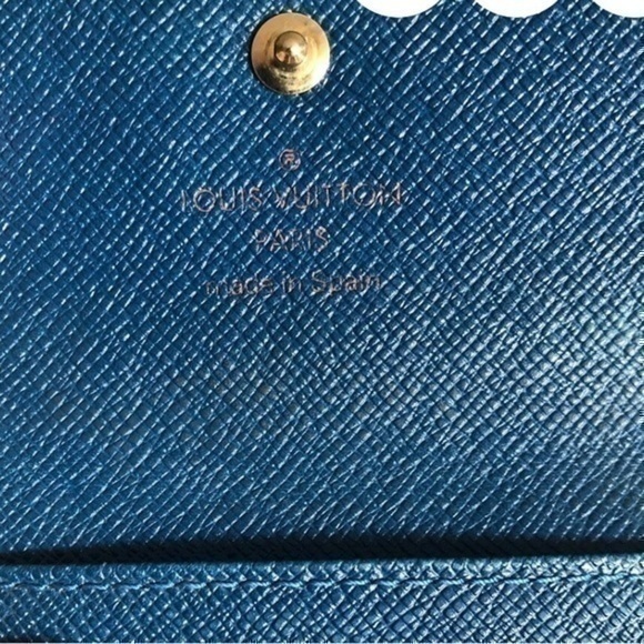 Louis Vuitton Monogram 4 Ring Key holder. Blue Epi leather. - Picture 4 of 10